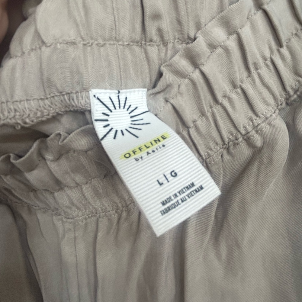 NWT Offline by Aerie Taupe Elastic Waist Casual Pants with Side Stripe - Picture 3 of 8
